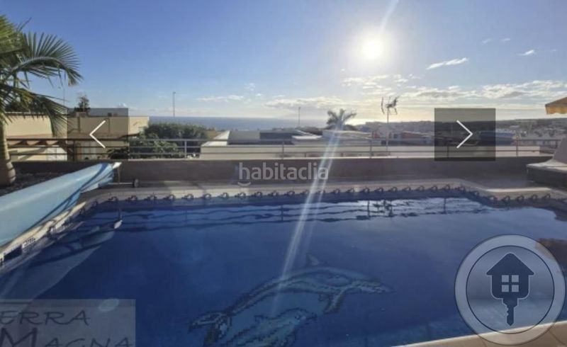 Foto eb0885d3-130f-4776-aeb6-dee75eac3aed. Lloguer casa a Playa Fañabé Alto Adeje