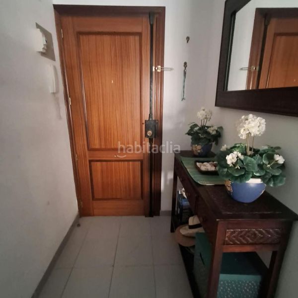 Foto 58c21366-1093-4479-a99c-c3c042681dab. Planta baixa a Miramar
