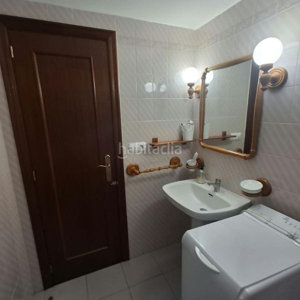 Foto aa4211f0-2637-4498-a7ac-376dcd7a9f48. Planta baixa a Miramar