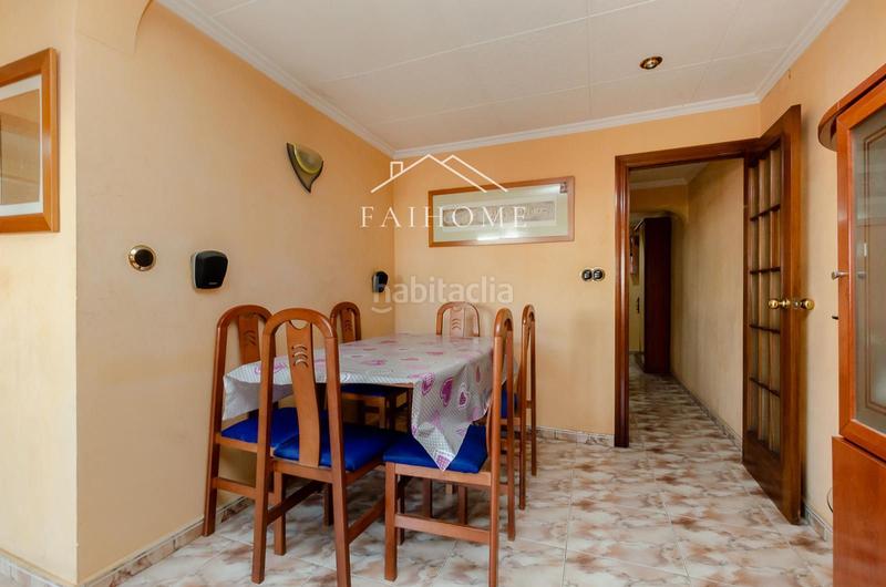 Foto 4d2e6886-31d3-4d2a-b348-a2c7c204dc91. Ático  en venta en la calle jacinto verdaguer en Santa Coloma de Gramenet