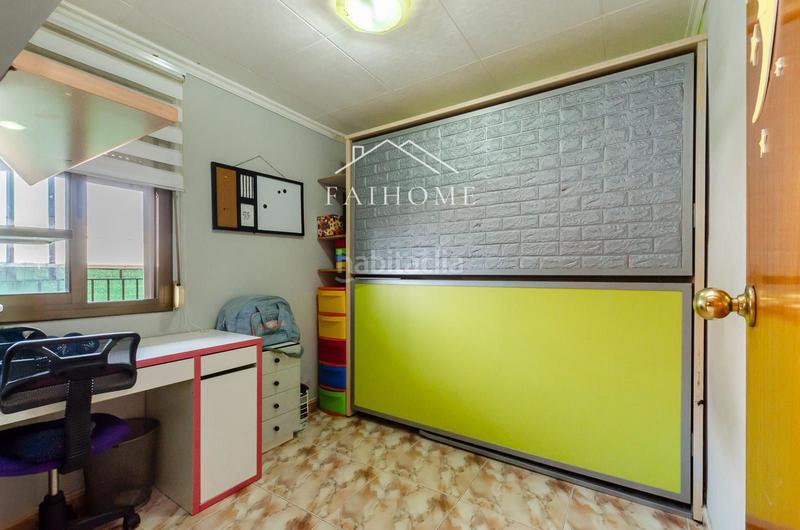Foto 9c44f553-3cc6-43f4-9abd-8e7009d58995. Ático  en venta en la calle jacinto verdaguer en Santa Coloma de Gramenet