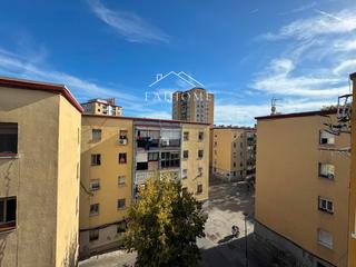 Pis  N/a. Piso en calle caceres