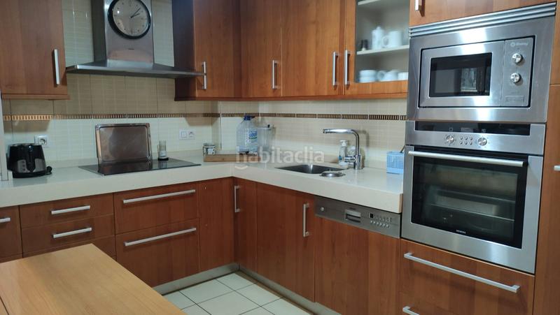 Foto 4f4f3152-d29b-4582-bf48-33c603f51fe6. Casa in carrer ciutat de castelló 18 in Centro Urbano Vila Joiosa (la)