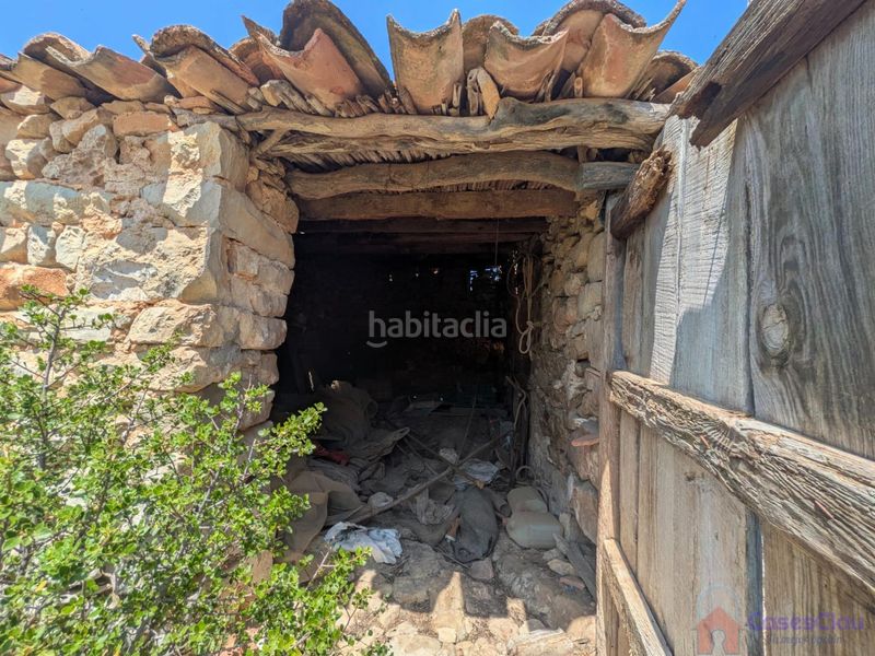 Foto 461ee9d8-ee85-40ba-9faa-5f4e7e5fd635. Masia a vilars a Benlloc