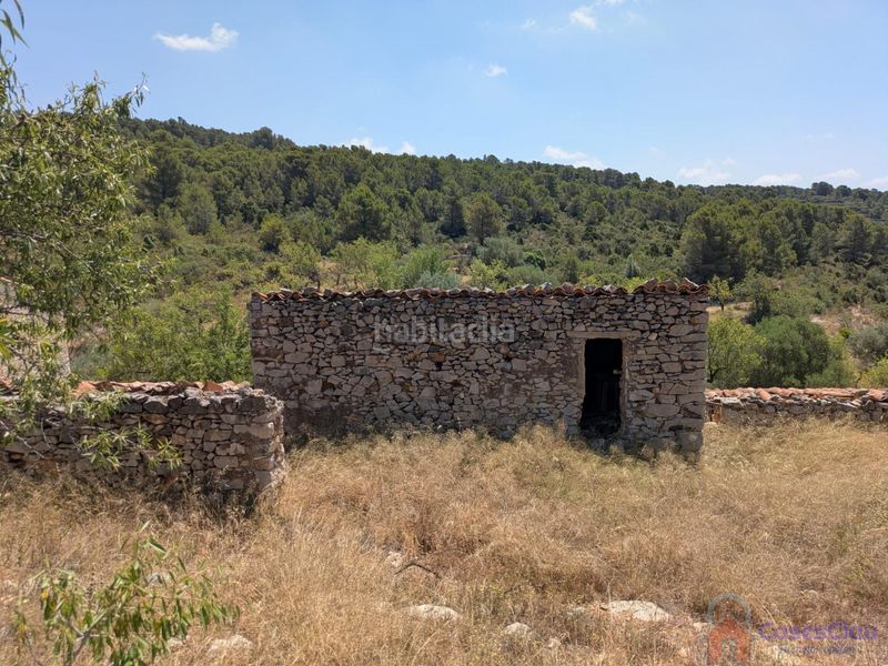 Foto 618bc31d-2493-42ee-89d4-37d0f27513b0. Masia a vilars a Benlloc