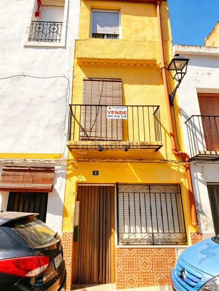 Foto c080492c-7d48-4ccd-9d48-5bc2eecec1f6. Casa a d´enmig 11 a Benlloc