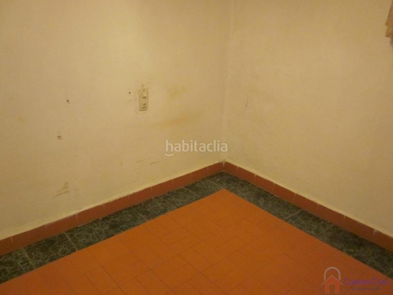 Foto 04b9b8fd-f7e1-481d-bccb-11e5240142de. Casa a Tírig