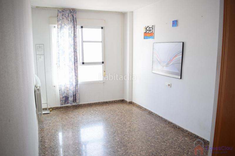 Foto 5ec3c8b1-8f53-44d7-8707-4f858d8925ab. Àtic amb calefacció aparcament a Mestrets Castellón de la Plana