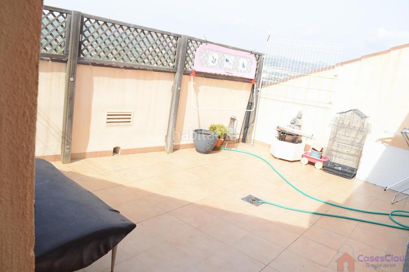 Foto c26b1335-42c5-4b78-9f7f-d8bc9f327d2e. Àtic amb calefacció aparcament a Mestrets Castellón de la Plana