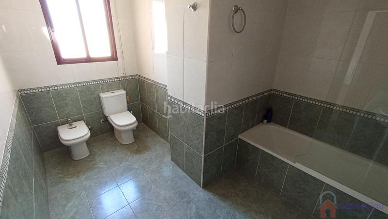 Foto ef6eb617-a274-45c5-848d-4d59d10e4b41. Àtic amb calefacció aparcament a Mestrets Castellón de la Plana