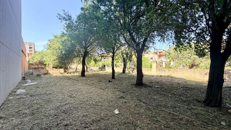 Foto ba7978b3-f33c-4b2b-9109-2900a2185f00. Terreny residencial a Creu de la Mà Figueres