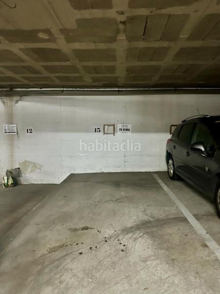 Foto a56c910a-dff3-4fba-a47a-d025b049136b. Aparcament cotxe a Creu de la Mà Figueres