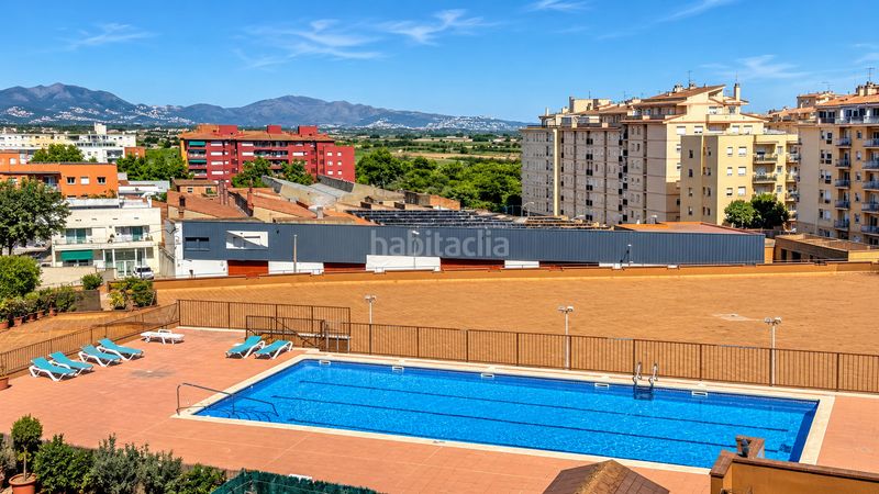 Foto 7b6be96a-2530-4a01-b2a5-16c83ccfba61. Àtic amb calefacció aparcament piscina a Creu de la Mà Figueres