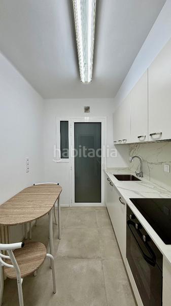 Foto d73bfe99-d464-4070-a382-a05dfb524cdc. Piso en carrer monturiol 6 piso reformado al centro en Figueres