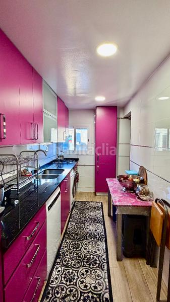 Foto 0aa52c6b-0cc9-4b4d-8964-b5b083243925. Flat with heating parking in Creu de la Mà Figueres