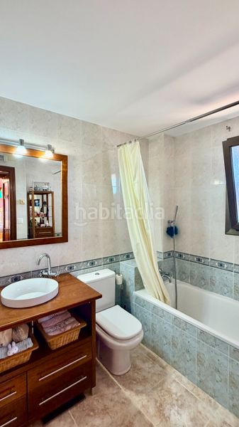 Foto 0a27071c-aa5e-480b-9b51-56d9a25d767e. Casa aparellada amb calefacció a Palau-saverdera