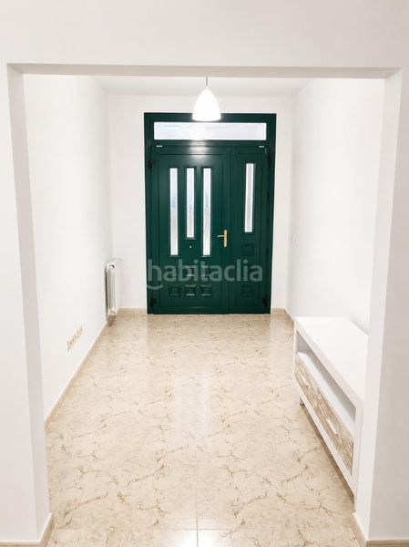 Foto 01c196f3-8e2d-492d-9923-91fb854ee20b. Casa aparellada amb calefacció aparcament a Castelló d´Empúries
