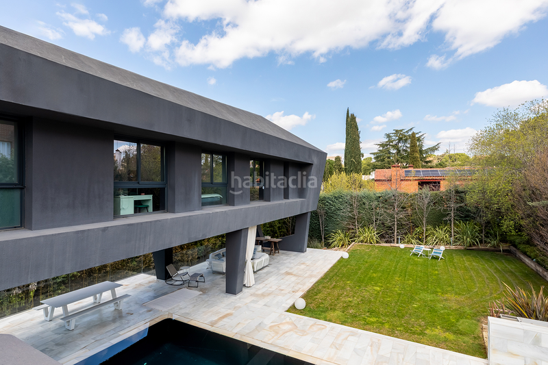 Foto d9acbed0-8638-45f4-8e0a-ea641f7c5053. Casa amb aparcament piscina a Parque Boadilla Boadilla del Monte