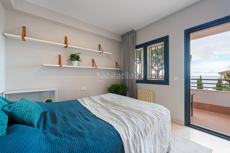 Foto 16bbeefa-bff4-4161-8a7a-9caa606b25c6. Casa con riscaldamento parcheggio piscina in Cas Català-Illetes Calvià