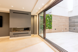 Apartament a Recoletos. Vivienda dividida en tres pisos en recoletos