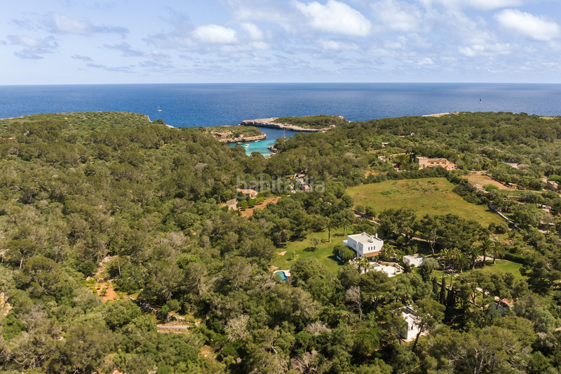 Foto 0de6c70d-721c-4c1a-9ee6-1f1b05e77041. Casa amb calefacció aparcament piscina a Cala Ferrera - Cala Serena Felanitx