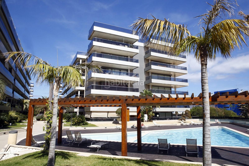 Foto fad0767d-3cf6-4335-97f2-b005f36dd003. Apartament amb calefacció aparcament piscina a Marina Botafoc-Talamanca Ibiza