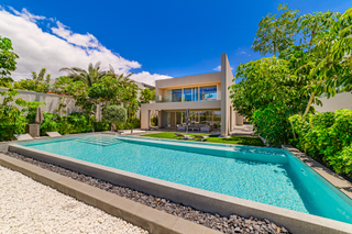 Casa a La Caleta. Villa moderna en costa adeje