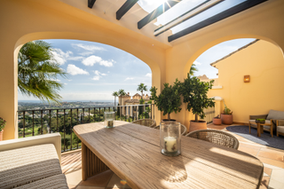 Apartament a La Quinta. Ático con vistas panorámicas