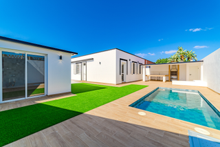 Casa a Guargacho. Residencia de lujo moderna y privada en corazón residencial de t
