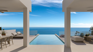 Casa a La Capellanía - El Higuerón. Casa moderna con vistas al mar en la capellanía