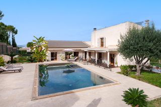 Casa a Santa Ponça. Villa de estilo mediterráneo en nova santa ponsa