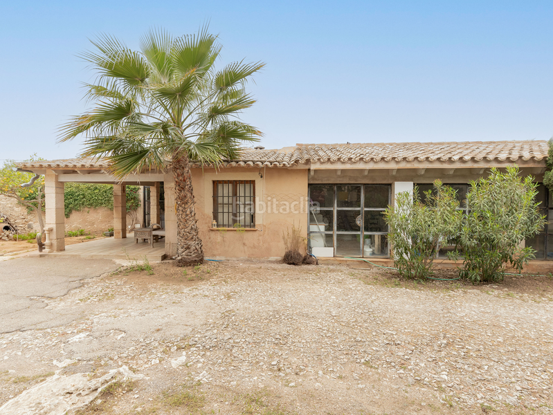 Foto 1f9b15da-765d-4f69-8ffe-cd28df4adb84. Casa amb aparcament a Santanyí poble Santanyí
