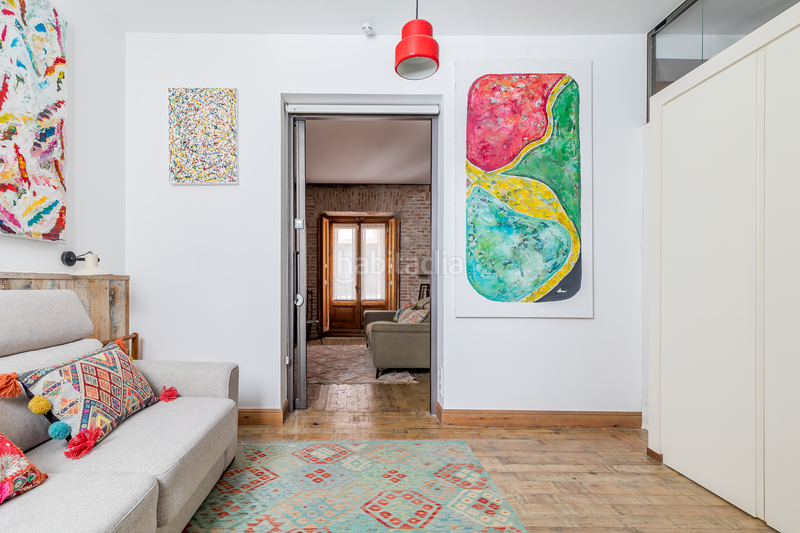 Foto 0d08df01-0371-4e97-bd23-08d5af15b4ab. Apartamento encantador apartamento con balcones en Sol en Madrid