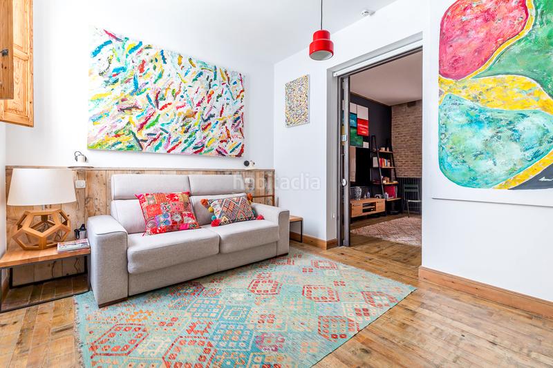 Foto 9b61b6ee-0279-48f2-b9d0-14cd6f559797. Apartamento encantador apartamento con balcones en Sol en Madrid