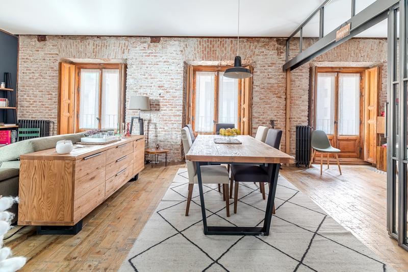 Foto bc028dde-4fa9-4c5c-91c2-7794286ed498. Apartamento encantador apartamento con balcones en Sol en Madrid
