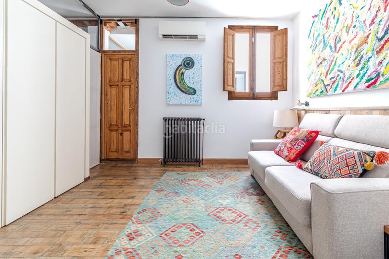 Foto ca97127f-b33d-43af-a0eb-baa0643a1628. Apartamento encantador apartamento con balcones en Sol en Madrid