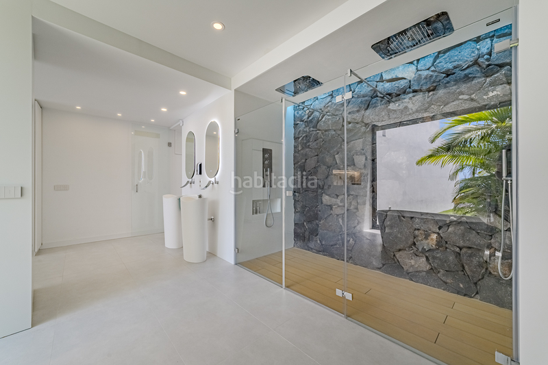 Foto 04eb38db-5bbf-429b-ad1a-e634461437c6. Casa villa contemporánea con vistas al mar en Buenos Aires - Chamberí - Las Moraditas Santa Cruz de Tenerife