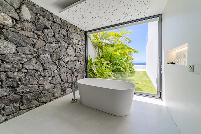 Foto 473d5da1-212b-4a5f-af37-1091999c4286. Casa villa contemporánea con vistas al mar en Buenos Aires - Chamberí - Las Moraditas Santa Cruz de Tenerife