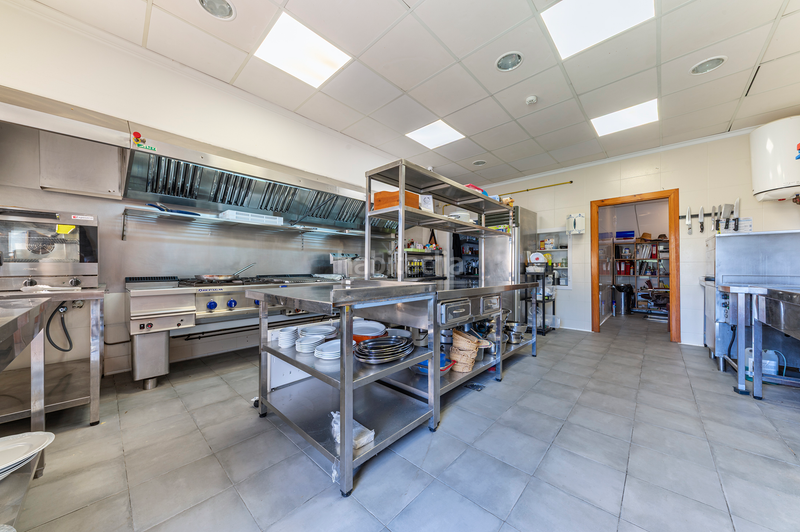 Foto 2156eeaf-5f3d-4053-b28d-5e6e354cb7e2. Casa con riscaldamento parcheggio piscina in Castalla