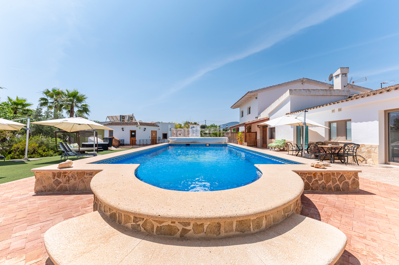 Foto a35b0d2f-be1b-4623-8543-710b98684056. Casa con riscaldamento parcheggio piscina in Castalla