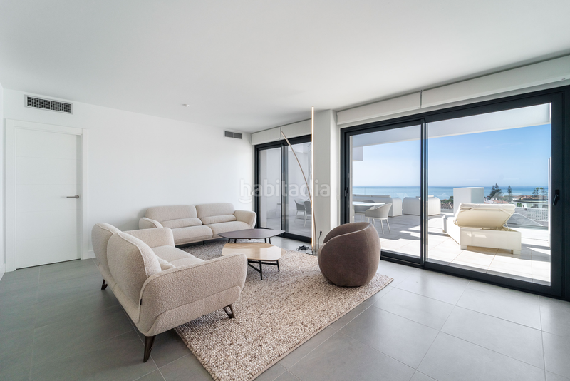Foto 3da1db8d-c148-4b15-8ec5-adc552a70cd9. Apartament amb piscina a Alcorrín Manilva