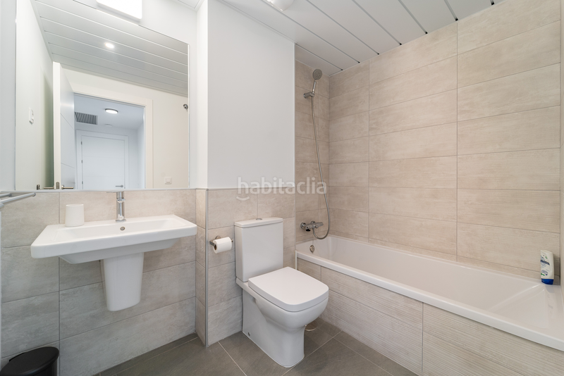 Foto 40200a3a-fa6d-4e1c-94e0-6552572b3f9e. Apartament amb piscina a Alcorrín Manilva