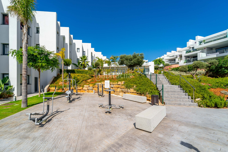Foto 40dcb32c-7e86-480a-a3a8-eb7db9f35fb9. Apartament amb piscina a Alcorrín Manilva