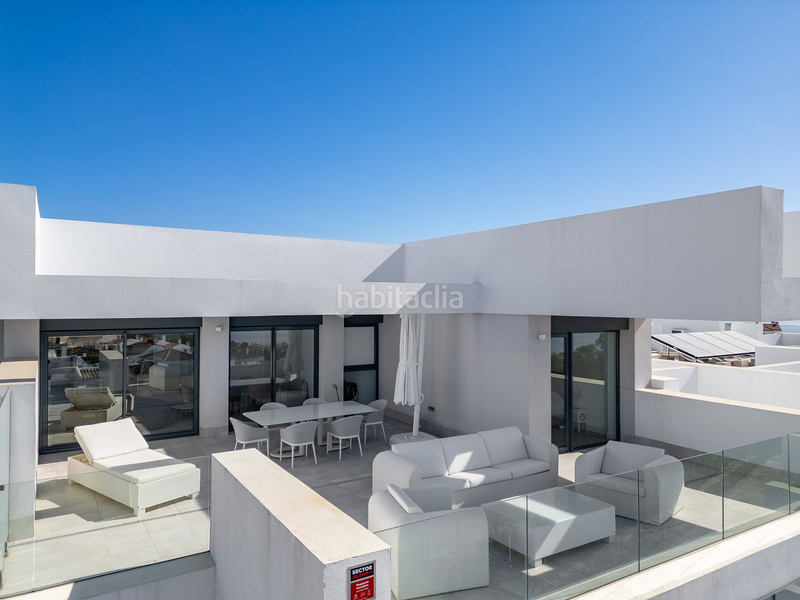 Foto 6a4b4676-e0ec-48a9-a64f-415d171b03d9. Apartament amb piscina a Alcorrín Manilva