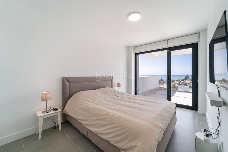Foto d5c767b7-06ac-4801-b3e4-a4f852020625. Apartament amb piscina a Alcorrín Manilva