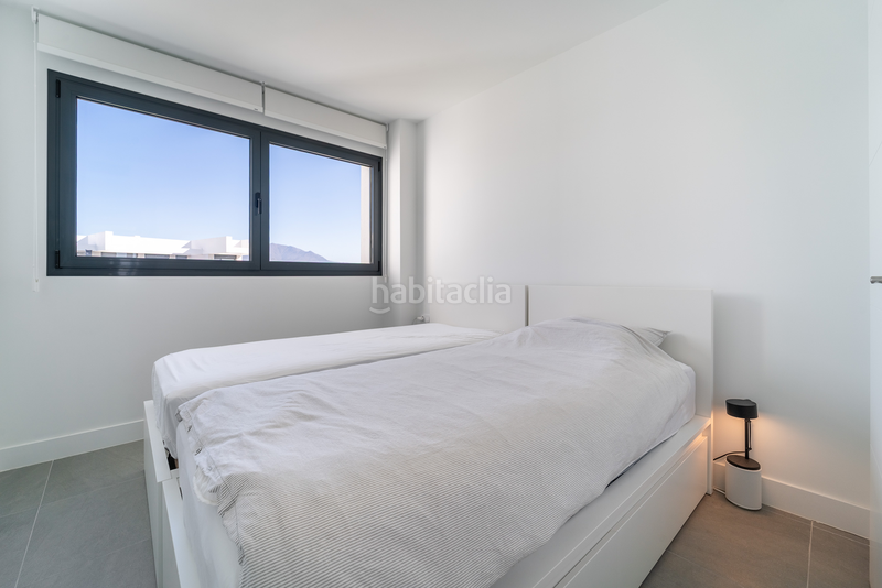 Foto f2688159-e88a-4e9e-9c4b-53e098aa5de5. Apartament amb piscina a Alcorrín Manilva