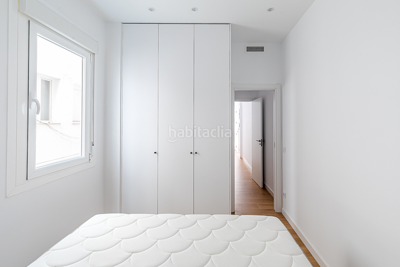 Foto 50638c38-fcfe-4664-ba1b-29eba51f8b40. Alquiler apartamento piso reformado y exterior junto al retiro en Madrid