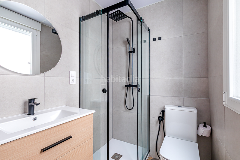 Foto 5a49fc77-f2ee-4a43-993d-4ef889a7aeb2. Alquiler apartamento piso reformado y exterior junto al retiro en Madrid