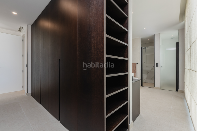 Foto 40707190-fee1-4f6d-8076-464d0997016b. Apartament amb calefacció aparcament piscina a Cabopino - Artola Marbella