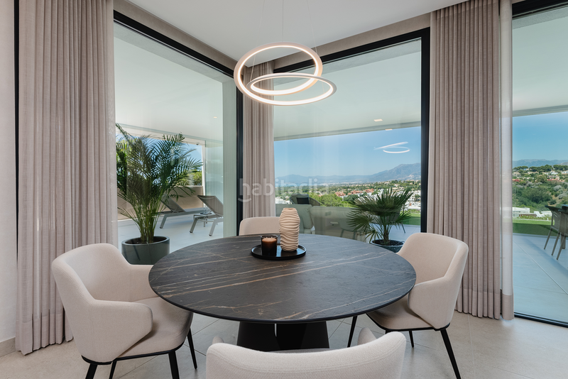 Foto af5e8df7-a236-46b7-b90a-f37396bd89da. Apartament amb calefacció aparcament piscina a Cabopino - Artola Marbella